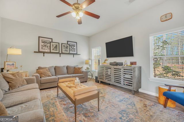 437 Trousseau Lane, Mcdonough, GA 30252