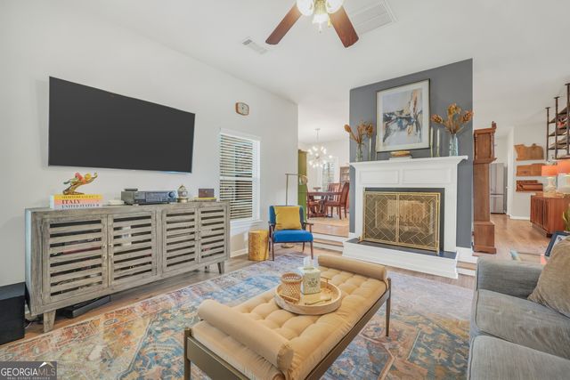 437 Trousseau Lane, Mcdonough, GA 30252