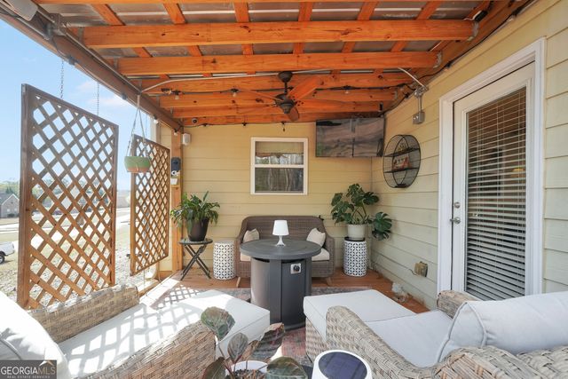 437 Trousseau Lane, Mcdonough, GA 30252