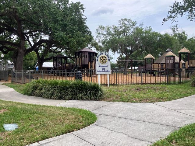 104 W 10TH STREET, Sanford, FL 32771