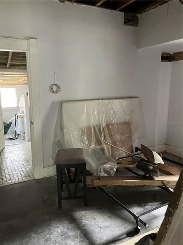 104 W 10TH STREET, Sanford, FL 32771