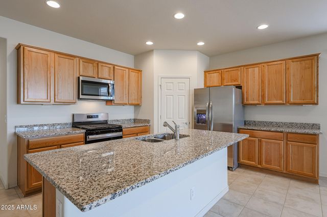 25345 N 172nd Drive, Surprise, AZ 85387