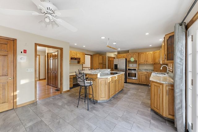 155 S Monson Rd, Hampden, MA 01036