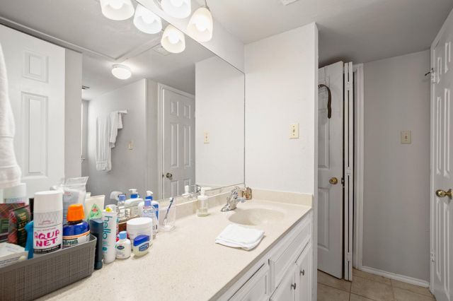 706 W 22nd ST 206, Austin, TX 78705