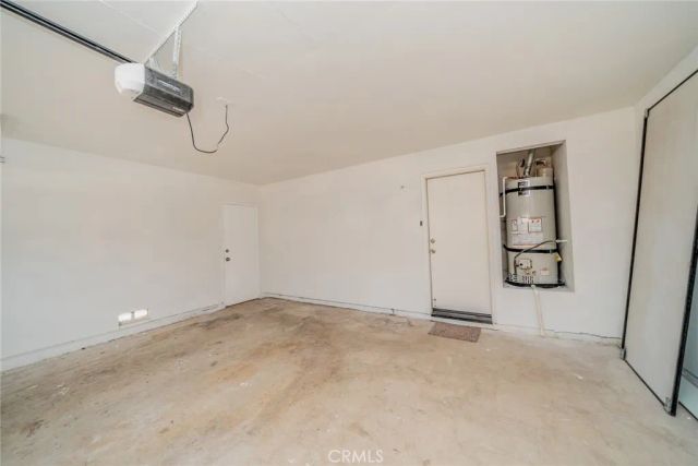 14015 Hillcrest, Fontana, CA 92337