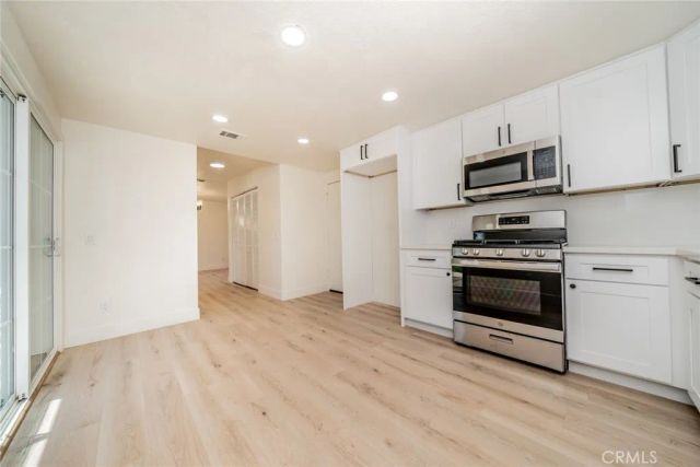 14015 Hillcrest, Fontana, CA 92337