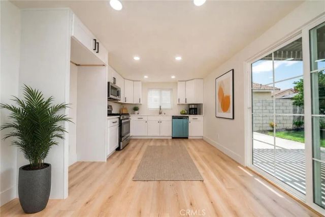 14015 Hillcrest, Fontana, CA 92337