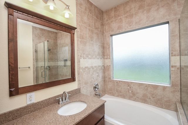 1910 Plum Creek Lane, Missouri City, TX 77489