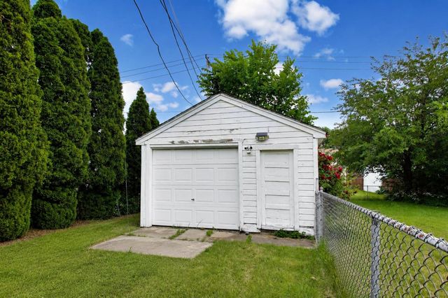 5141 N Octavia Avenue, Harwood Heights, IL 60706