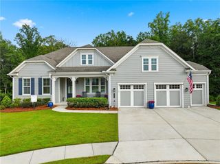386 Kentucky Court, Hoschton, GA 30548