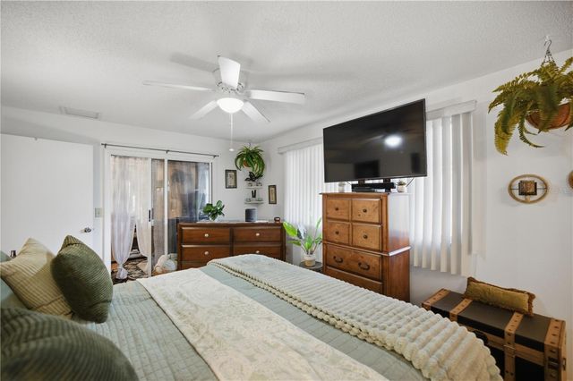 10904 SW 83RD AVENUE, Ocala, FL 34481