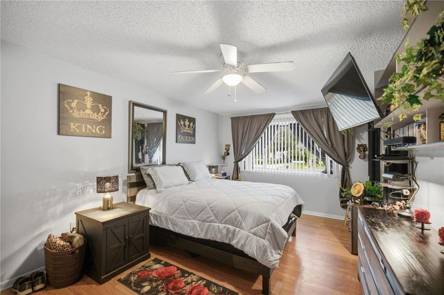 10904 SW 83RD AVENUE, Ocala, FL 34481