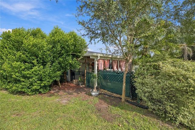 10904 SW 83RD AVENUE, Ocala, FL 34481