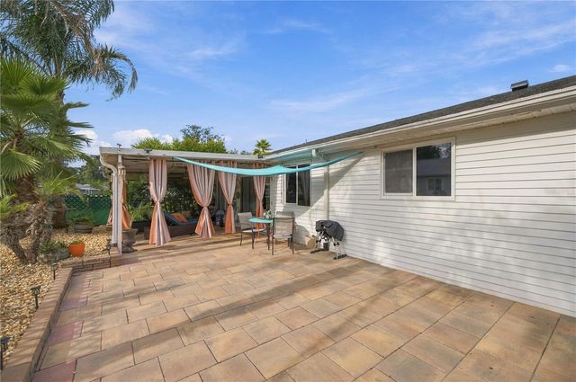 10904 SW 83RD AVENUE, Ocala, FL 34481