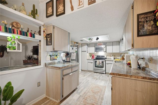 10904 SW 83RD AVENUE, Ocala, FL 34481