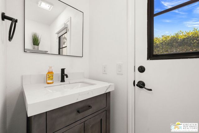 74830 Waring Court, Palm Desert, CA 92260