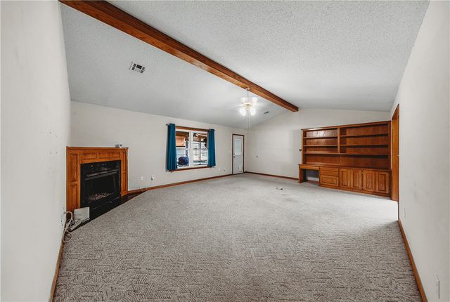 2102 K Street, Rogers, AR 72758