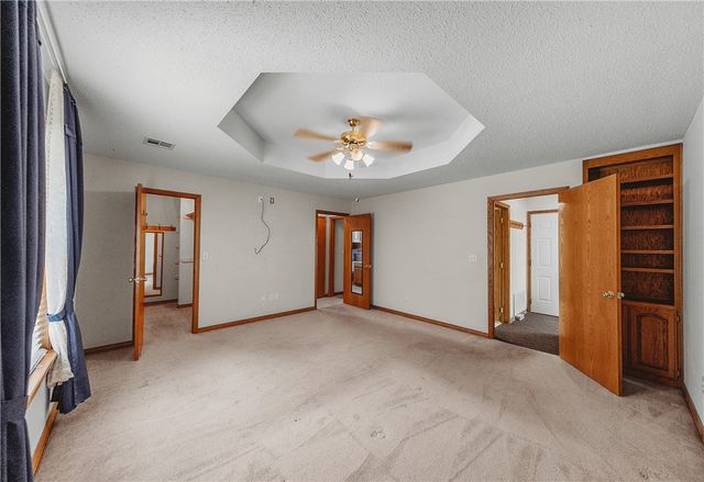 2102 K Street, Rogers, AR 72758