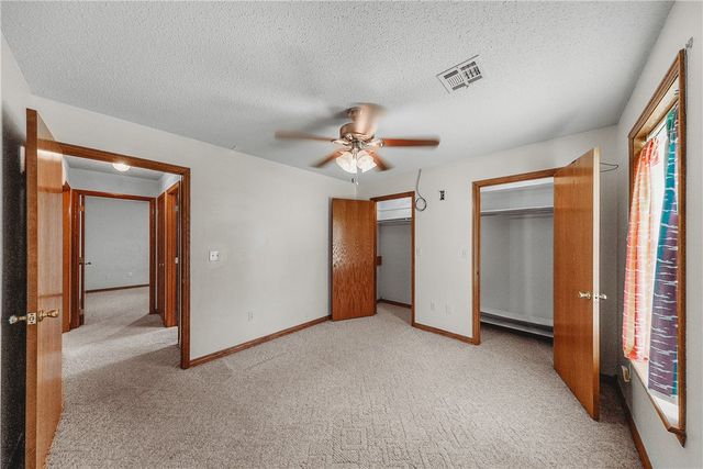 2102 K Street, Rogers, AR 72758