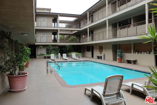 2501 W Redondo Beach Boulevard 335, Gardena, CA 90249