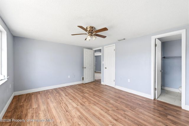 9720 Rainbow Lane, Port Richey, FL 34668