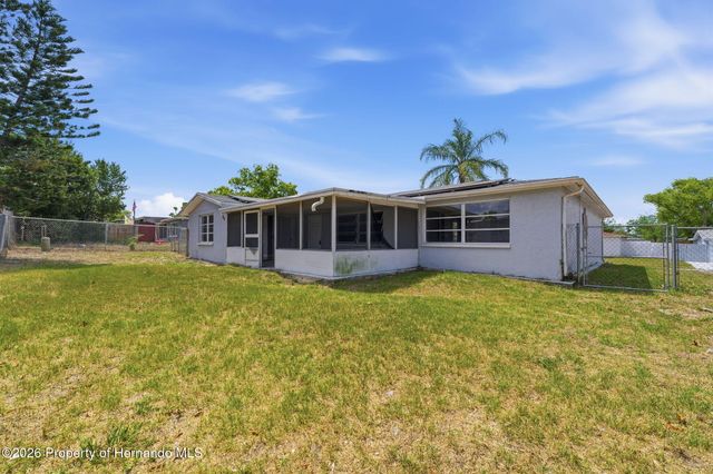 9720 Rainbow Lane, Port Richey, FL 34668