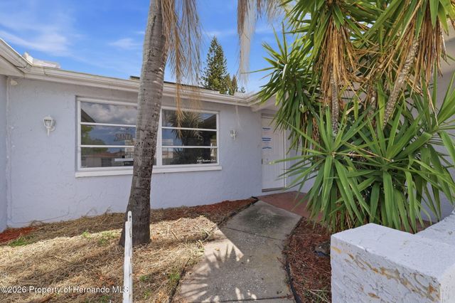 9720 Rainbow Lane, Port Richey, FL 34668