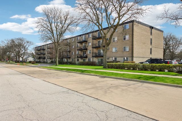 2515 E Olive Street 1E, Arlington Heights, IL 60004