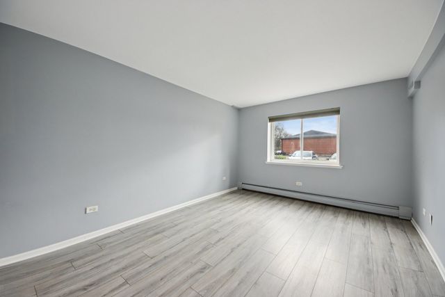 2515 E Olive Street 1E, Arlington Heights, IL 60004