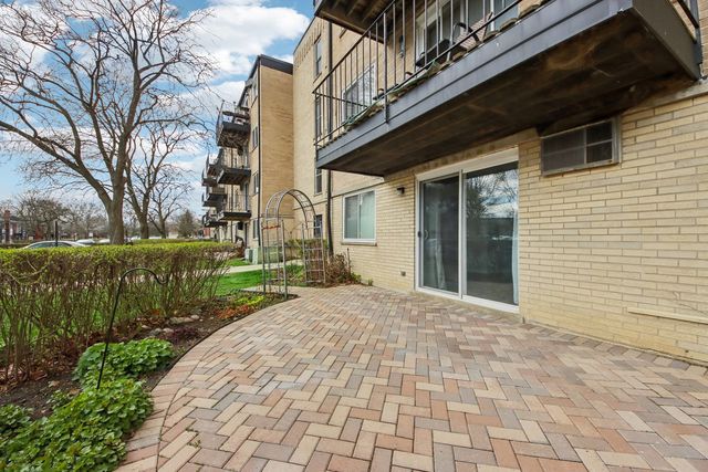 2515 E Olive Street 1E, Arlington Heights, IL 60004