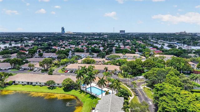 4902 SW 31st Terrace, Dania Beach, FL 33312