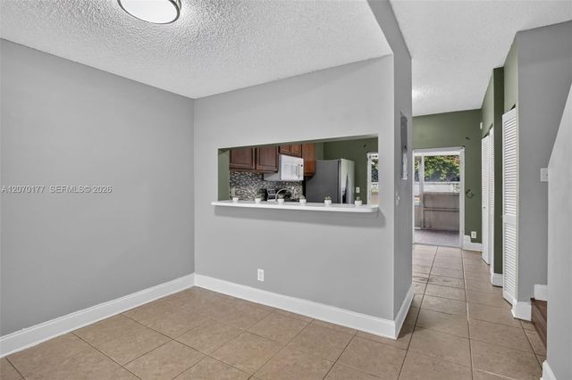 4902 SW 31st Terrace, Dania Beach, FL 33312