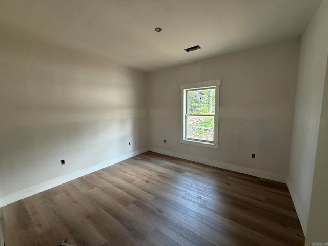 47 W Hills Road, Greenbrier, AR 72058