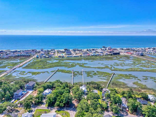 412 Pine Ave., Murrells Inlet, SC 29576