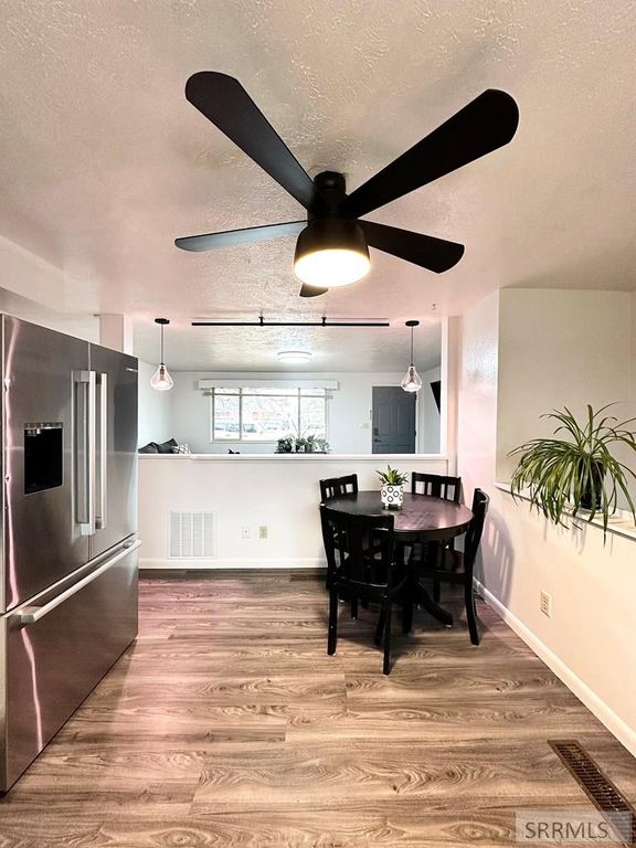 Image 15 of property listing at 1820 S Falcon Drive, Ammon, ID 83406