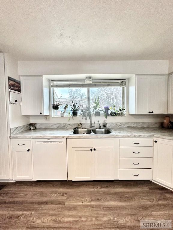 Image 16 of property listing at 1820 S Falcon Drive, Ammon, ID 83406