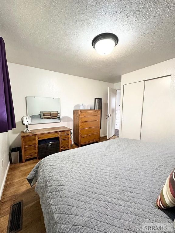 Image 7 of property listing at 1820 S Falcon Drive, Ammon, ID 83406