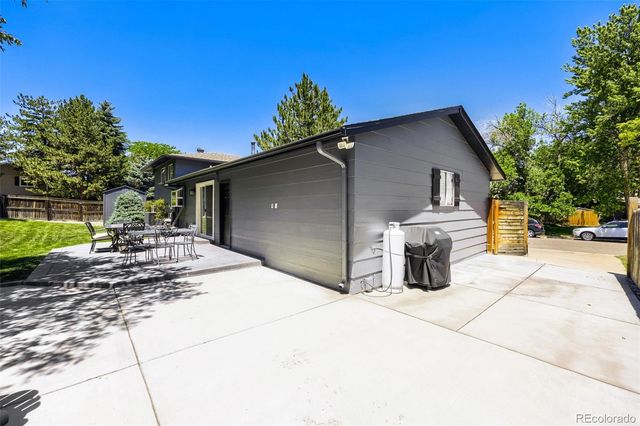 6221 S Ash Circle W, Centennial, CO 80121