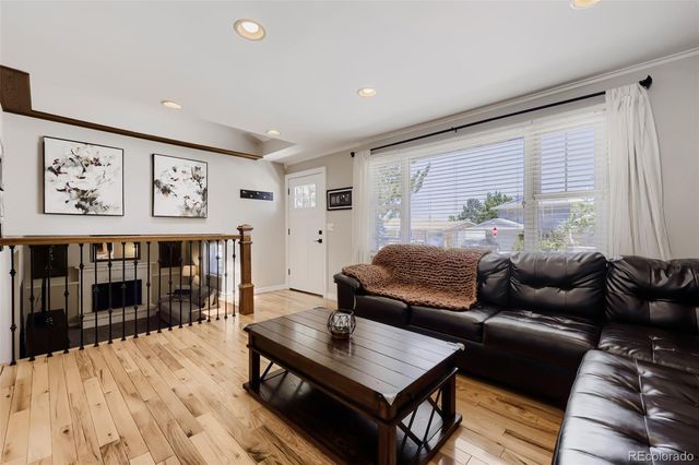6221 S Ash Circle W, Centennial, CO 80121
