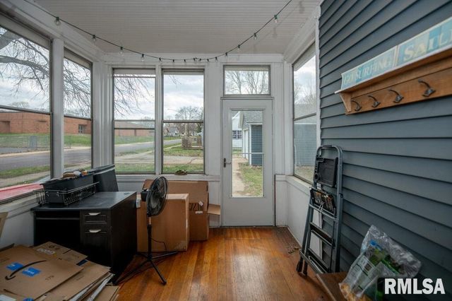 322 PARK Avenue, Pekin, IL 61554