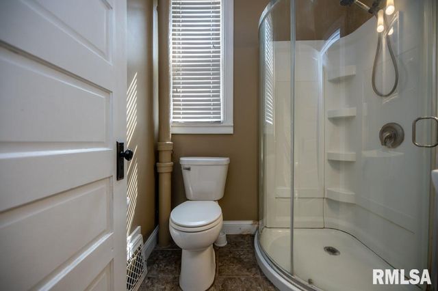 322 PARK Avenue, Pekin, IL 61554