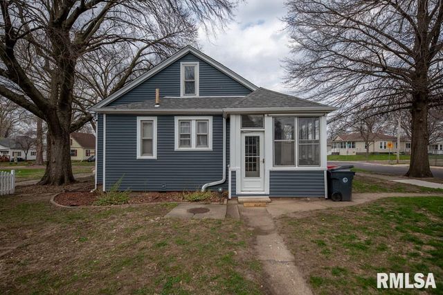 322 PARK Avenue, Pekin, IL 61554