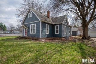 322 PARK Avenue, Pekin, IL 61554