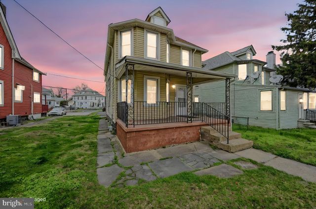 205 N MARYLAND AVE, Wilmington, DE 19804