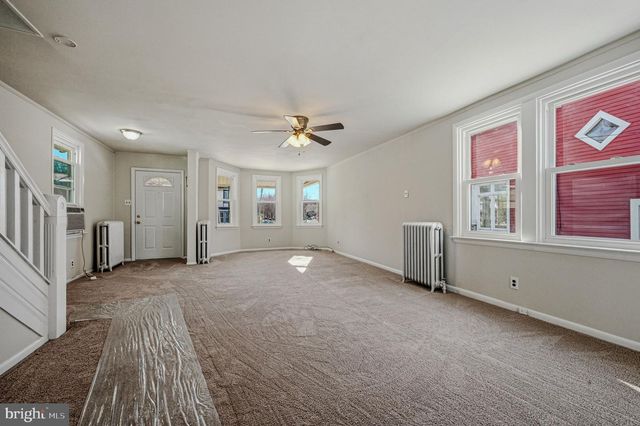 205 N MARYLAND AVE, Wilmington, DE 19804