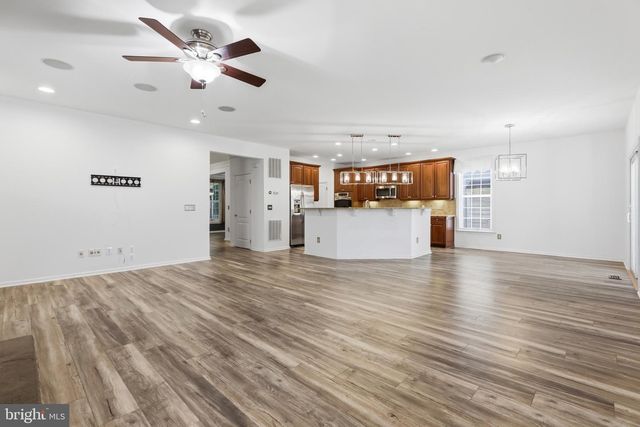 4644 ALLENS MILL BLVD, Haymarket, VA 20169