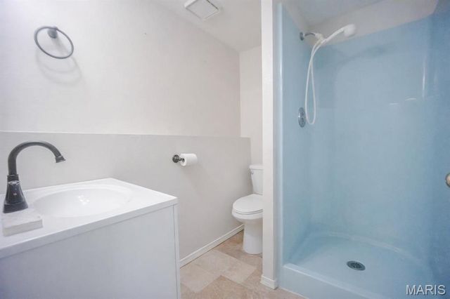 124 Timber Run Court, Collinsville, IL 62234