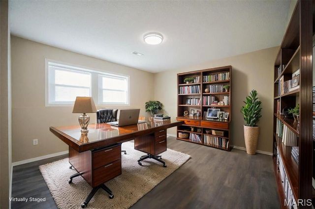 124 Timber Run Court, Collinsville, IL 62234