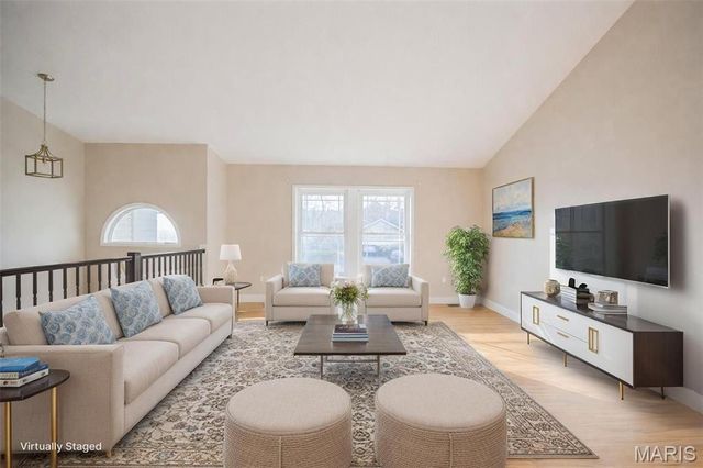 124 Timber Run Court, Collinsville, IL 62234