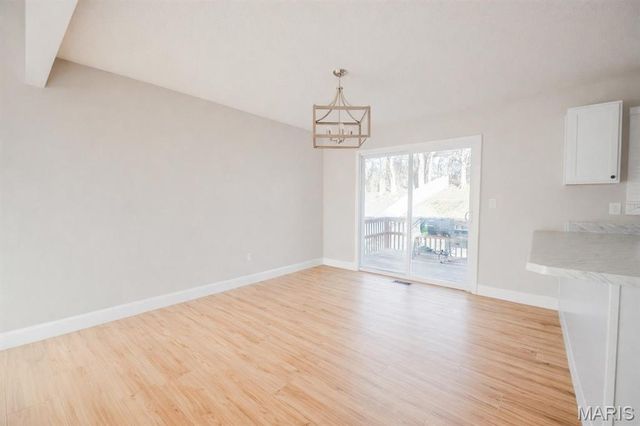 124 Timber Run Court, Collinsville, IL 62234